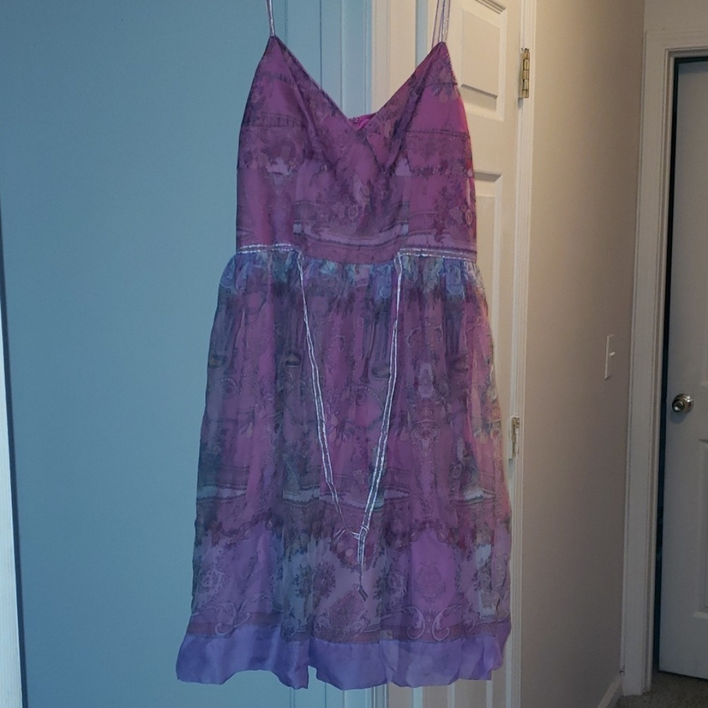 Dress - Picture 3 of 4
